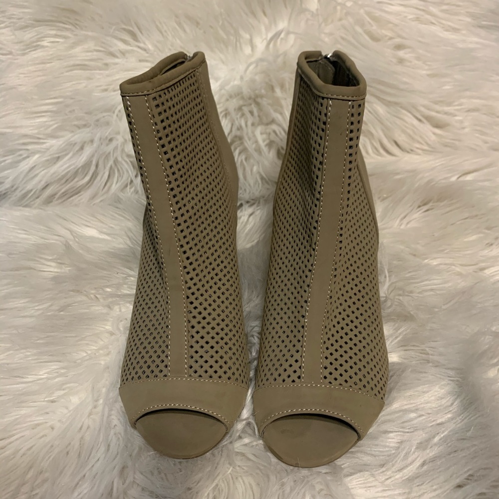 Juicy Couture Wedge Leather Heels